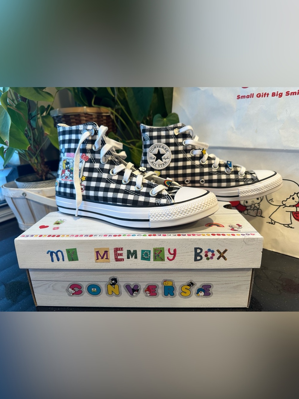 Hello Kitty x Converse Collab high top black & white checkered sneakers